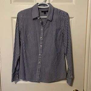 Banana Republic No-Iron Blouse